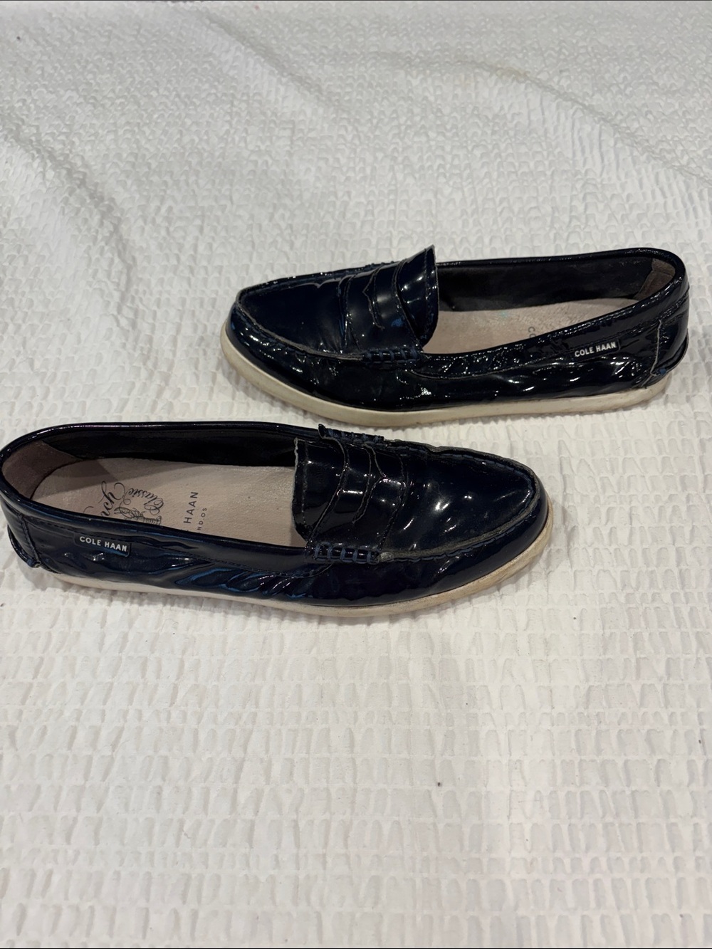 Cole Haan Black Patent Leather Slip-On Pinch Penny Loafers
Size 8